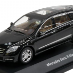 Rclass W251 1:43 Obsidian Black-0